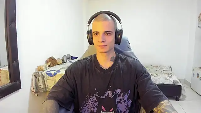 Snapshot of Balo_lovers chatting on 03-13-26, 08:04 Balo lovers online show from 03-13-26, 08:04