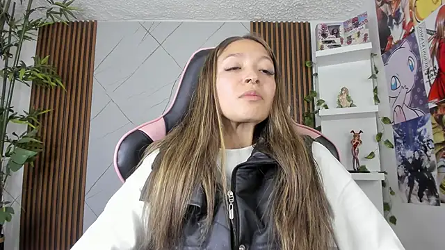 Victoria Adams14 online show from 02-14-25, 12:47