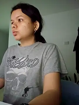 azumiichan online show from 12-28-24, 04:30