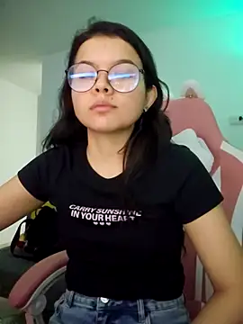 azumiichan online show from 11-22-25, 02:21