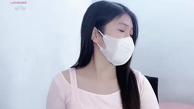 Snapshot of tanhxiu chatting on 02-04-26, 12:33 tanhxiu online show from 02-04-26, 12:33