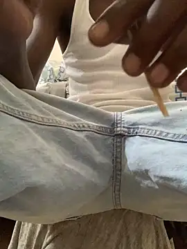 funpharoh1 online show from 09-17-25, 02:19