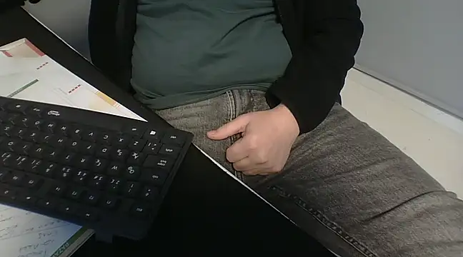 Koraymoray15 online show from 02-28-25, 02:42