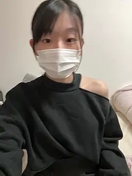 Snapshot of -Rinka- chatting on 03-18-26, 01:03 -Rinka- online show from 03-18-26, 01:03