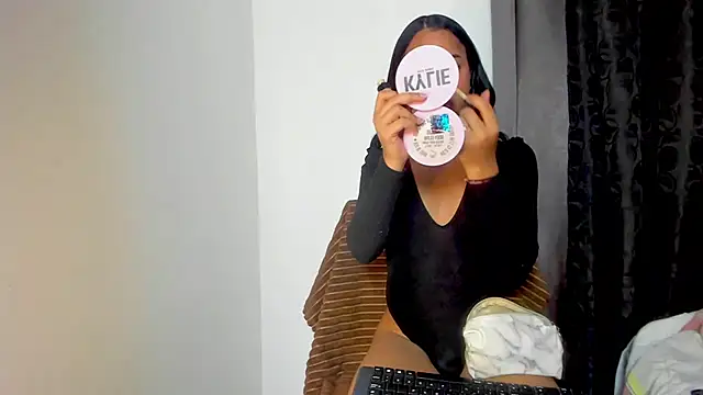 meghanSusexx online show from 01-16-25, 08:57