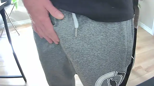 Snapshot of Sexyfunsize chatting on 11-13-25, 04:50 Sexyfunsize online show from 11-13-25, 04:50