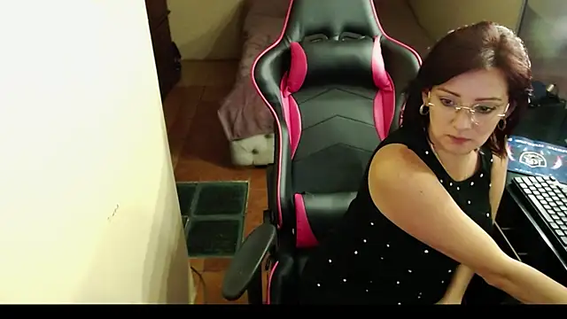 Carol Scottt online show from 01-06-25, 09:19