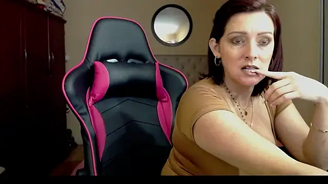 Carol Scottt online show from 01-25-25, 07:39