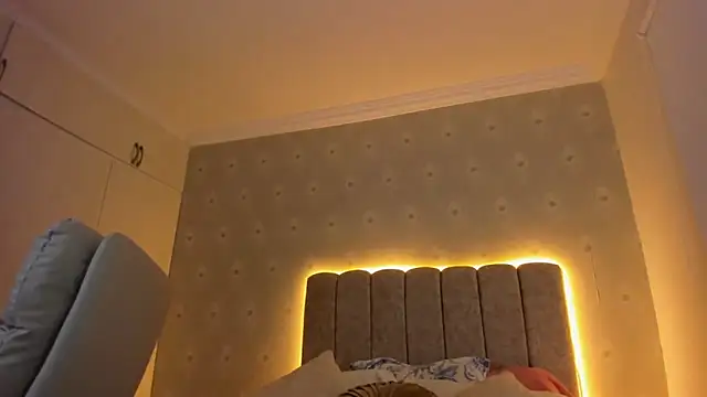 jessimegansexi online show from 04-23-26, 02:13