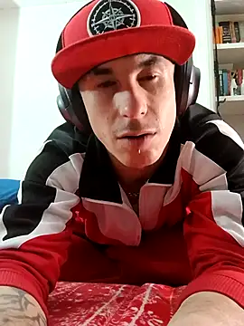 Snapshot of --D-a-D-D-y- chatting on 03-11-26, 06:19 --D-a-D-D-y- online show from 03-11-26, 06:19