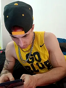 Snapshot of --D-a-D-D-y- chatting on 03-13-26, 06:09 --D-a-D-D-y- online show from 03-13-26, 06:09