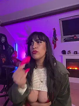 Snapshot of CarolaDrago chatting on 03-03-25, 09:37 CarolaDrago online show from 03-03-25, 09:37