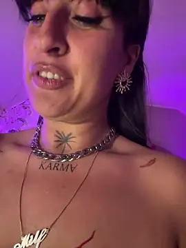 CarolaDrago online show from 04-15-26, 07:58