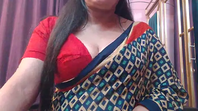 Snapshot of desi-maisa130 chatting on 02-01-26, 05:00 desi-maisa130 online show from 02-01-26, 05:00