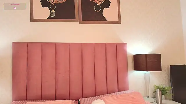 celine golden1 online show from 10-28-25, 11:51