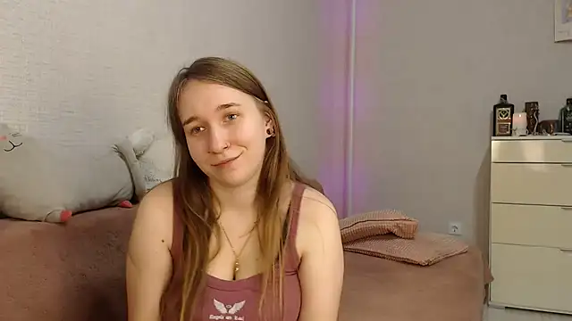 Snapshot of lovely_hayley chatting on 12-17-24, 08:54 lovely hayley online show from 12-17-24, 08:54