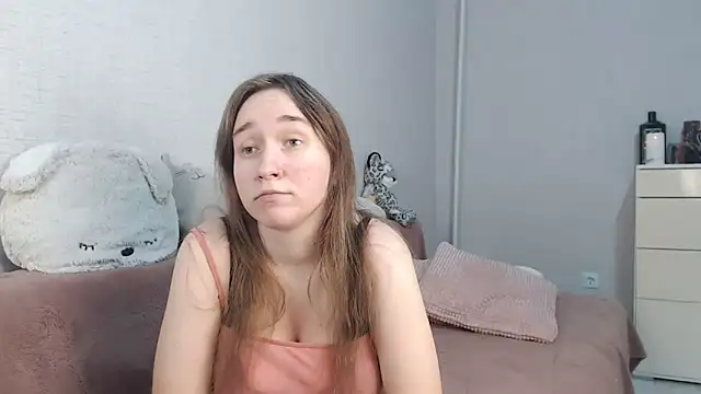 Snapshot of lovely_hayley chatting on 10-19-25, 10:10 lovely hayley online show from 10-19-25, 10:10