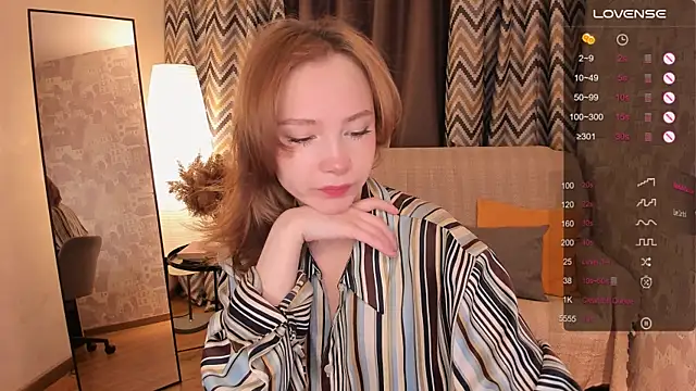 LanaBlu  online show from 12-09-24, 12:08