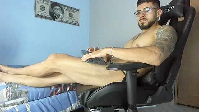 Snapshot of _Poseidon1_ chatting on 12-19-24, 02:12 Poseidon1 online show from 12-19-24, 02:12