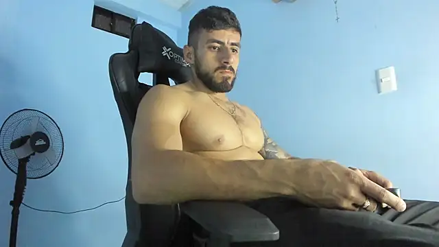 Snapshot of _Poseidon1_ chatting on 01-23-25, 03:37 Poseidon1 online show from 01-23-25, 03:37