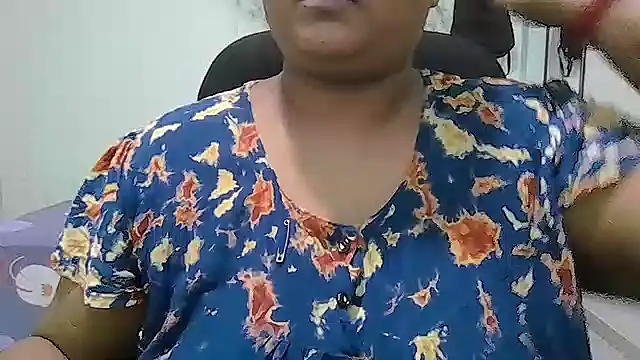 Snapshot of tamil_ureniya chatting on 12-28-24, 10:36 tamil ureniya online show from 12-28-24, 10:36