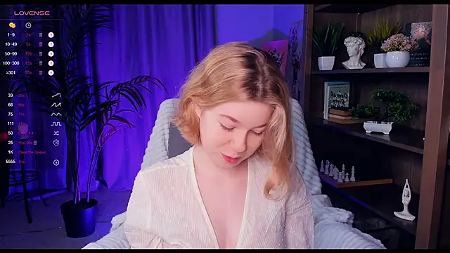 Snapshot of PollyHathor chatting on 12-26-24, 09:37 PollyHathor online show from 12-26-24, 09:37