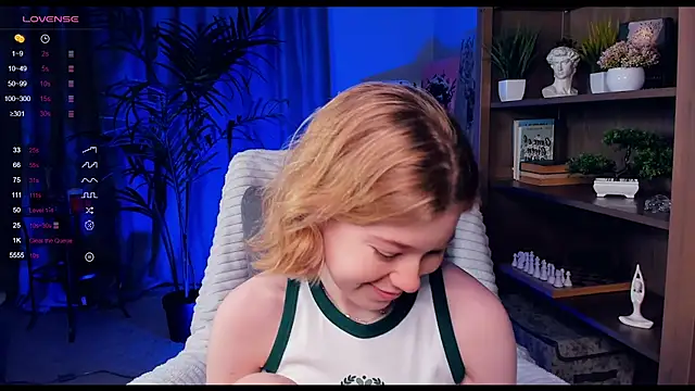 Snapshot of PollyHathor chatting on 01-18-25, 09:24 PollyHathor online show from 01-18-25, 09:24