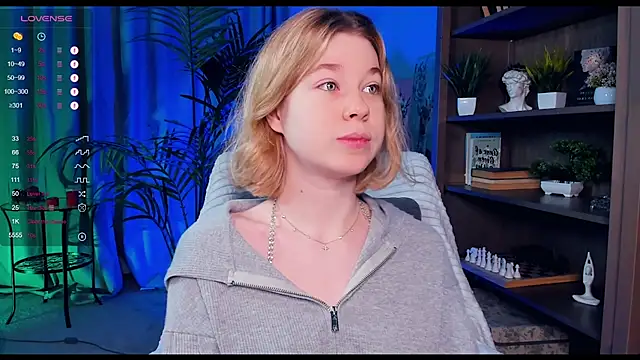 Snapshot of PollyHathor chatting on 01-26-25, 09:29 PollyHathor online show from 01-26-25, 09:29