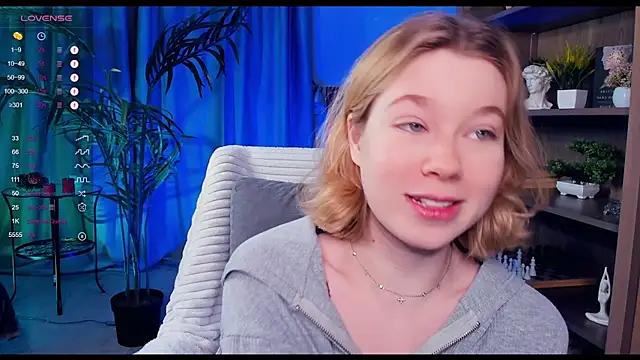 Snapshot of PollyHathor chatting on 02-01-25, 09:29 PollyHathor online show from 02-01-25, 09:29