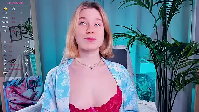 Snapshot of PollyHathor chatting on 02-09-25, 09:39 PollyHathor online show from 02-09-25, 09:39