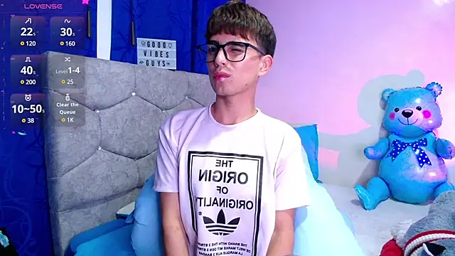 OwenBluee online show from 01-11-25, 12:01