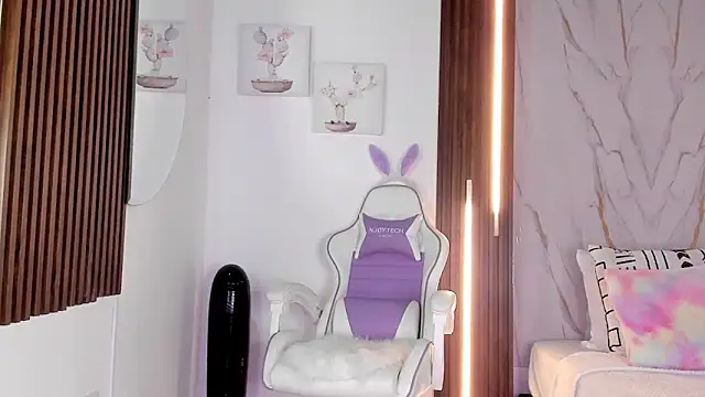 Snapshot of mia_six66 chatting on 11-23-25, 11:54 mia six66 online show from 11-23-25, 11:54