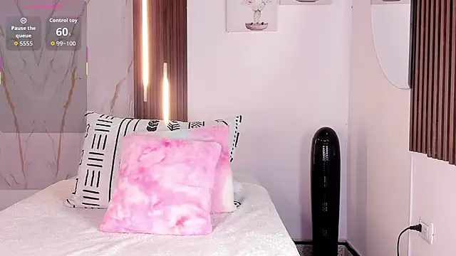 Snapshot of mia_six66 chatting on 12-02-25, 11:59 mia six66 online show from 12-02-25, 11:59