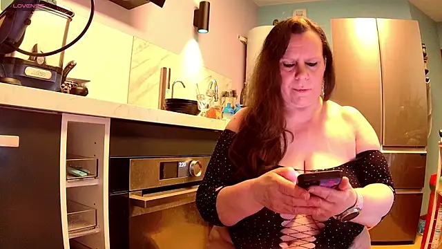 Endrocleia online show from 04-08-26, 12:21