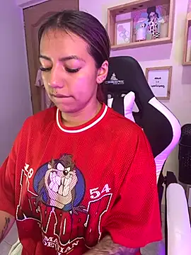 Ivann4 online show from 11-04-25, 06:18