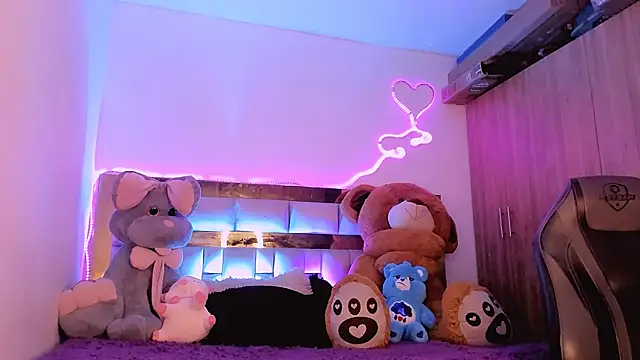 Lucidollts  online show from 02-01-25, 02:16