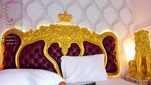 Snapshot of HelenaRoos chatting on 03-19-25, 06:57 HelenaRoos online show from 03-19-25, 06:57