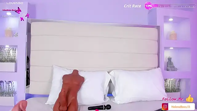 Snapshot of HelenaRoos chatting on 10-22-25, 07:02 HelenaRoos online show from 10-22-25, 07:02