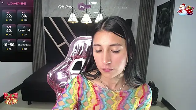 Snapshot of lizzyluk_ch chatting on 12-13-24, 10:34 lizzyluk ch online show from 12-13-24, 10:34