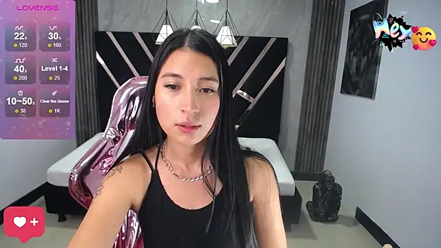 Snapshot of lizzyluk_ch chatting on 01-18-25, 07:48 lizzyluk ch online show from 01-18-25, 07:48