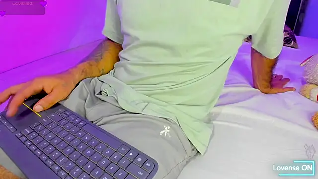 Snapshot of 6_bunny_9 chatting on 01-15-25, 11:08 6 bunny 9 online show from 01-15-25, 11:08