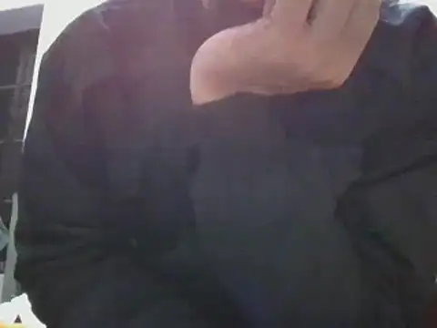 Snapshot of sexyvihan1 chatting on 12-31-24, 04:04 sexyvihan1 online show from 12-31-24, 04:04