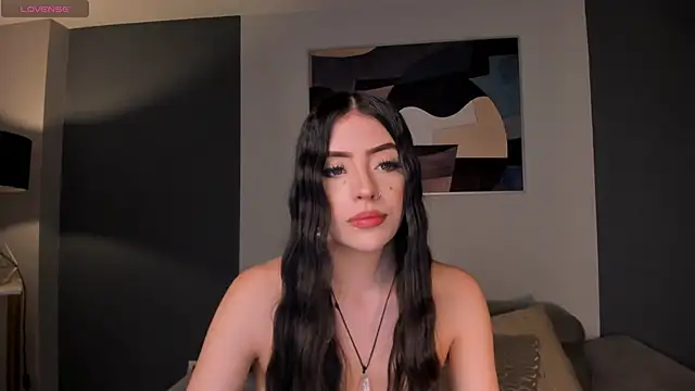 ValeriaRiveraX online show from 01-24-25, 06:57