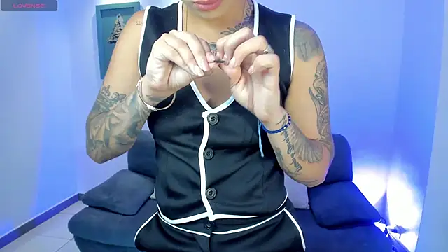 MariaHerrera  online show from 09-11-25, 08:53