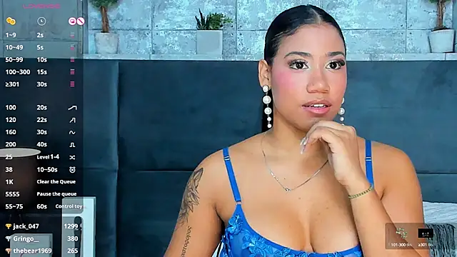 Salome Diaz  online show from 02-17-25, 07:31