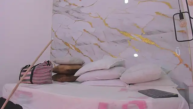 penelope handaos online show from 02-03-25, 07:18