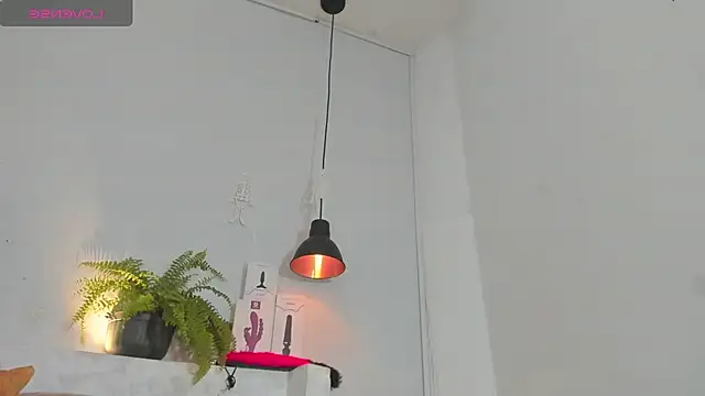 penelope handaos online show from 10-25-25, 07:38