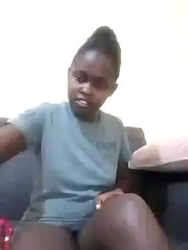 Sweetcecie01 online show from 03-15-25, 01:08