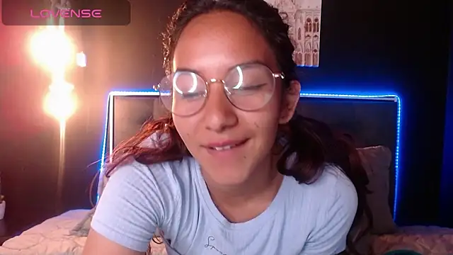 Snapshot of PoisonIvy15_ chatting on 12-15-24, 09:24 PoisonIvy15 online show from 12-15-24, 09:24