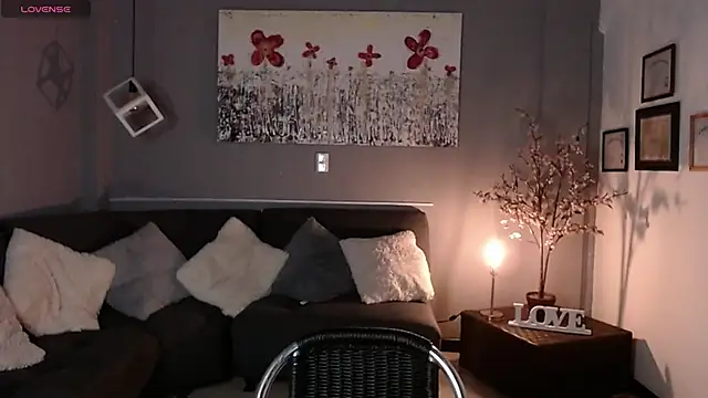 Snapshot of PoisonIvy15_ chatting on 12-21-24, 02:30 PoisonIvy15 online show from 12-21-24, 02:30